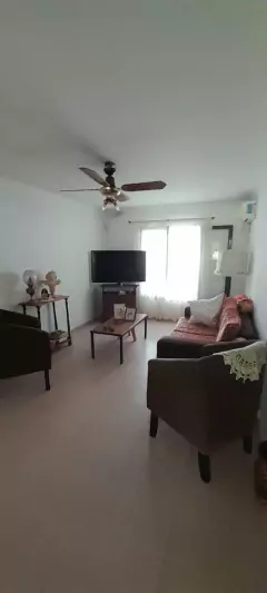 SE VENDE EXCELENTE CASA UBICADA EN BARRIO VILLA ALLENDE OESTE. en internet