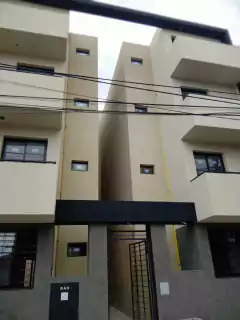 SE VENDE EXCELENTE DEPARTAMENTOS UBICADO EN BARRIO ALBERDI. - Kabals - Servicios Inmobiliarios