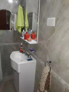 SE VENDE EXCELENTE CASA DE DOS DORMITORIOS EN VILLA ICHO CRUZ. en internet
