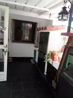 SE VENDE EXCELENTE CASA DE DOS DORMITORIOS EN VILLA ICHO CRUZ. - comprar online
