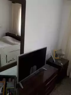 SE VENDE EXCELENTE CASA DE DOS DORMITORIOS EN VILLA ICHO CRUZ.