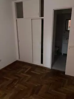 Imagen de KABALS VENDE DEPTO EN ALBERDI DESOCUPADO.