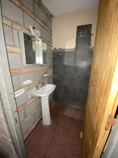 Imagen de SE VENDE EXCELENTE CASA EN BARRIO SARGENTO CABRAL.