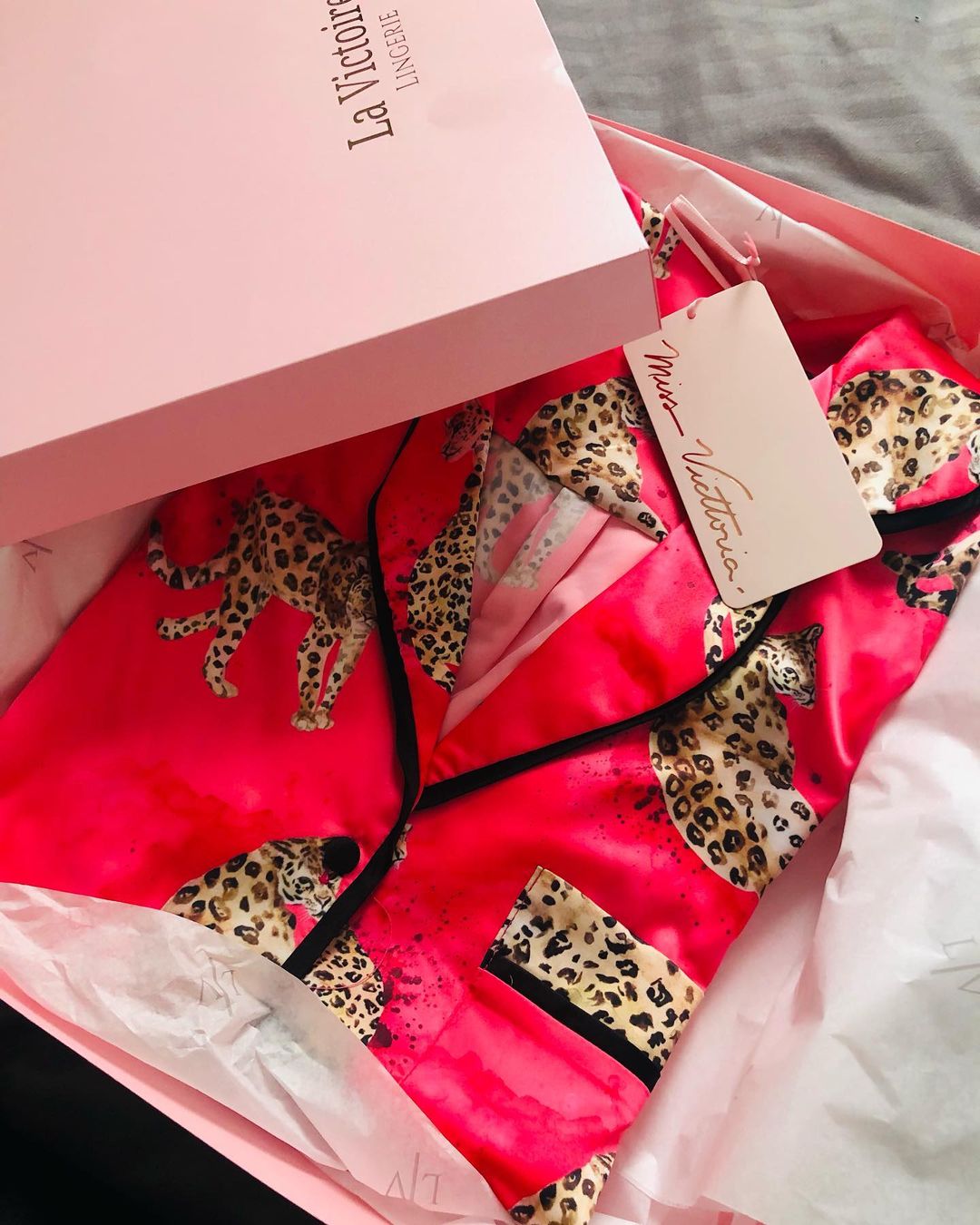 Victoria's Secret PINK leopard jacket NWT