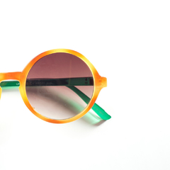 Lucerna Brown & Green en internet