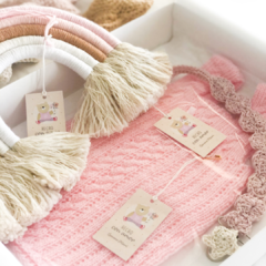 GIFT BOX CHALECO + ARCO IRIS ROSA