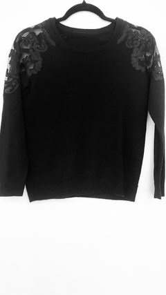 Suéter Showlder Flower - tienda online