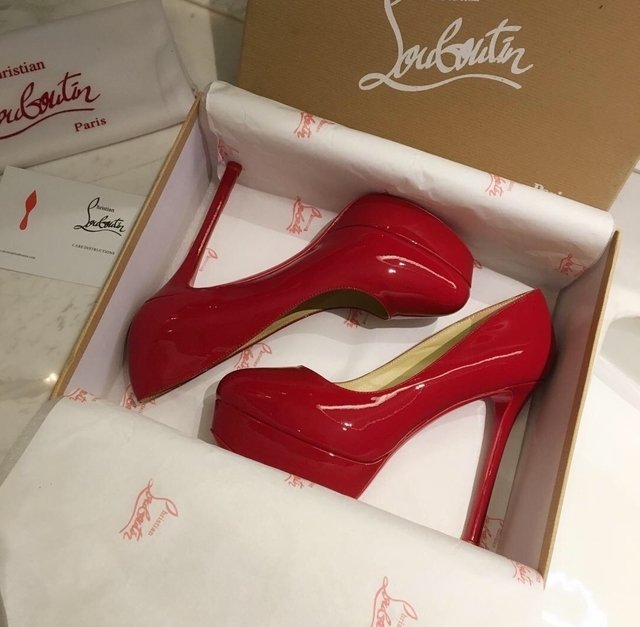 louboutin loja online