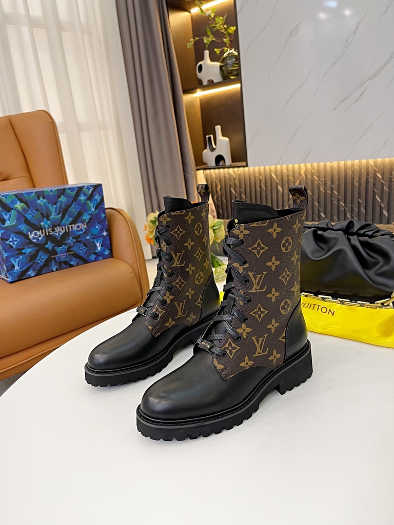 Bota Louis Vuitton Janet Preto e Monograma 35Br Original