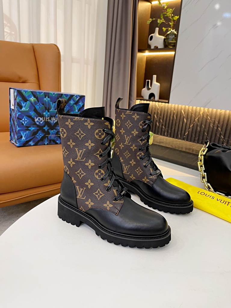 BOTA LOUIS VUITTON MASCULINA