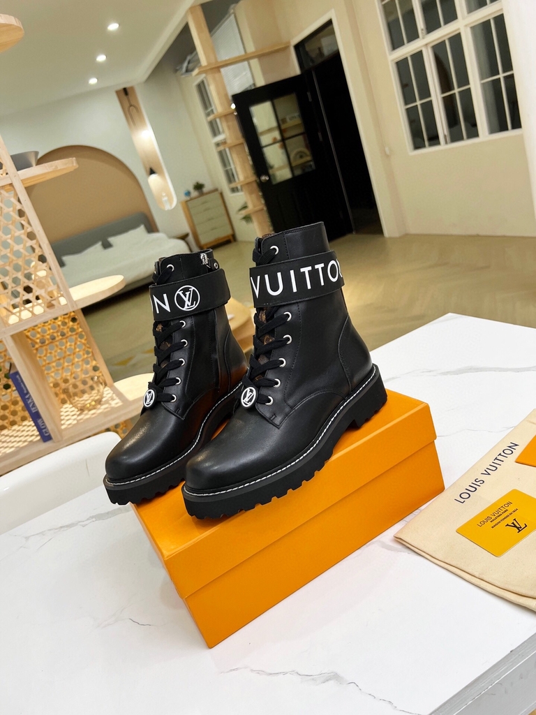 Louis Vuitton BOTAS bota vuitton OBERKAMPF Marrom Preto Couro ref.444434 -  Joli Closet