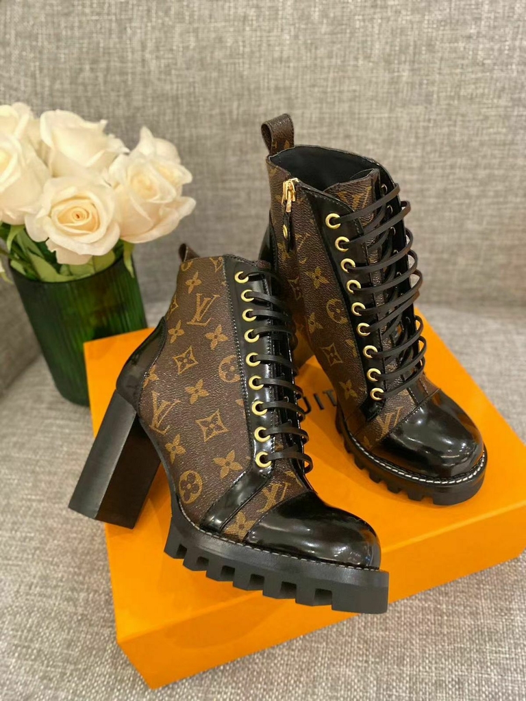 Bota Louis Vuitton c/ Salto - Boutique La'Myra