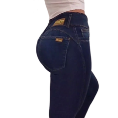 Jean Levanta Cola Push Up Súper Elastizado Calce Perfecto Talle 36 al 50 - Divas Club Jeans 