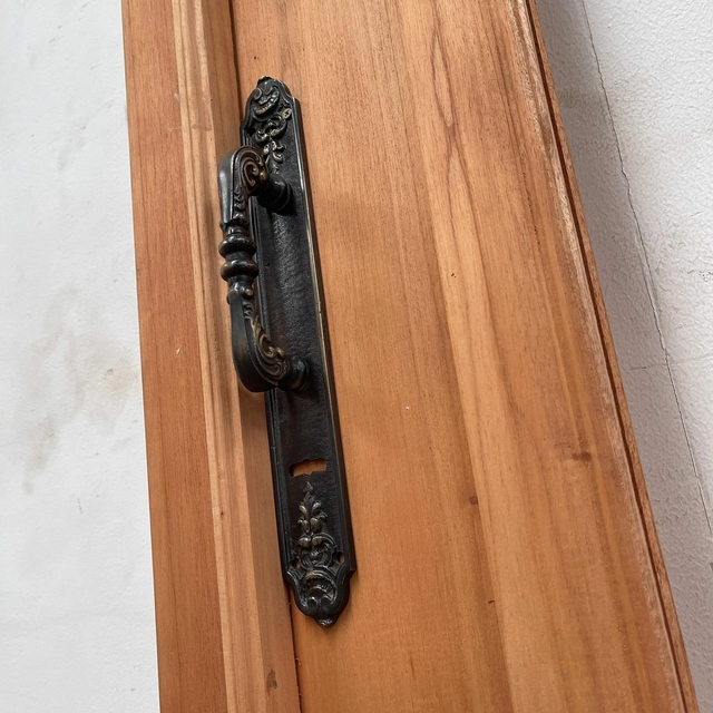 Puerta de entrada 1 hoja colonial cedro cod 6031