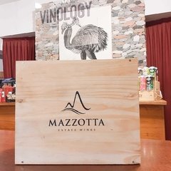 MAZZOTTA ESTATE ADN MALBEC X 750 CC. CAJA MADERA X 6