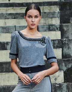 T-Shirt Lurex Com Bordado Pedraria - 2919