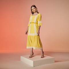 10216 - Vestido Resort Rendas na internet