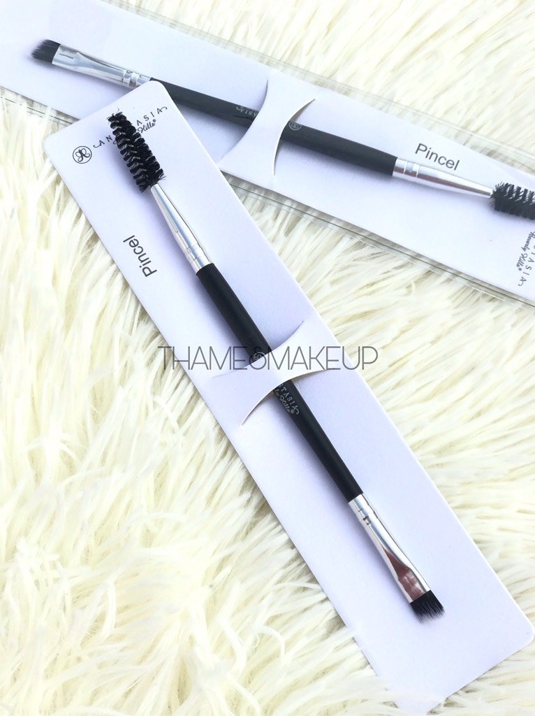 pincel para cejas anastasia