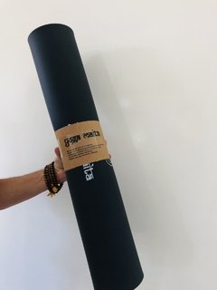 MAT YOGA YOGA MAITA GRIS - comprar online