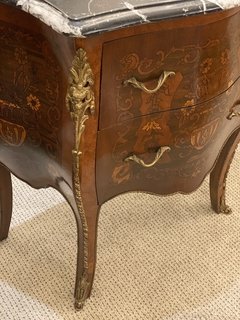 Mini cômoda estilo Louis XV - Art Rarus Antiquário