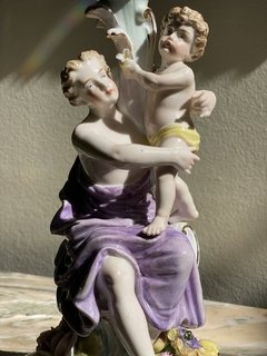 Imagem do Castiçal em porcelana alemã Plaue, século XIX