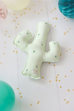 Cactus bordado en internet
