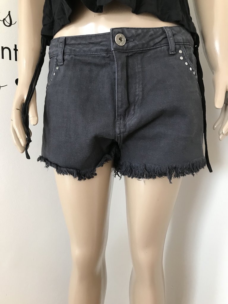 short con tachas