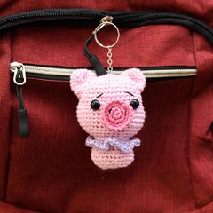 Chaveiro porco rosa em amigurumi - comprar online