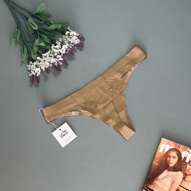 Calcinha fio dental laser bege com detalhes em renda