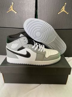 Nike Air Jordan cinza, Preto e branco
