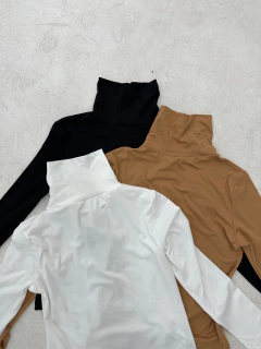 POLERA MOREA - comprar online