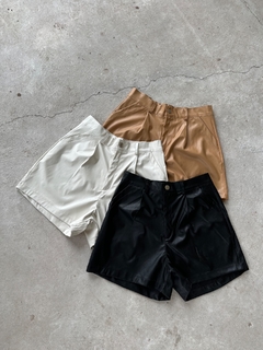 SHORT SOHO CUERITO