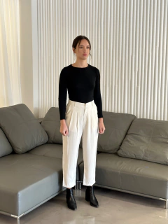 PANTALÓN EMMITA CON TABLAS CHUPIN - comprar online