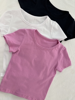 REMERA MANGUITO CON LYCRA