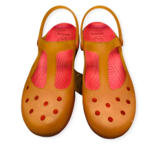 CROCS N8