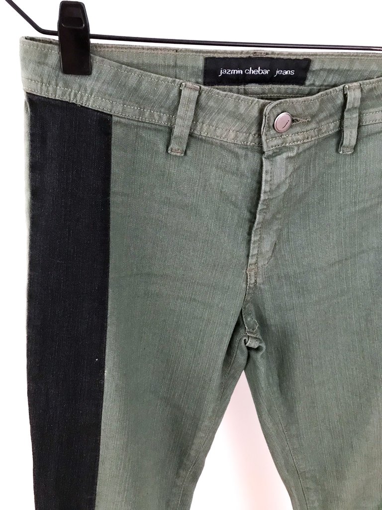 Jean Jazmin Chebar Verde Con Franja Negra De Costado T 26