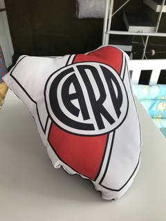 Almohadones Escudo Equipos en internet