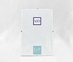PORTAFOTO CLIP 20 X 30 C/PIE - CL2030/P