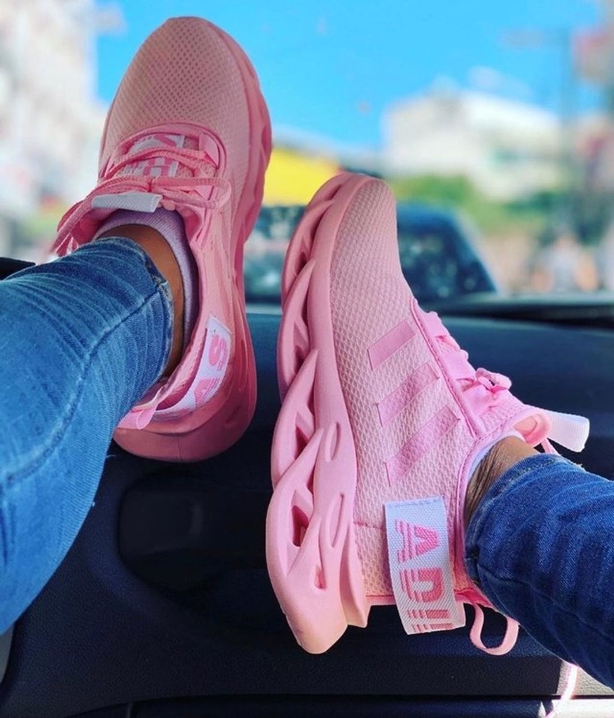 yeezy maverick rosa