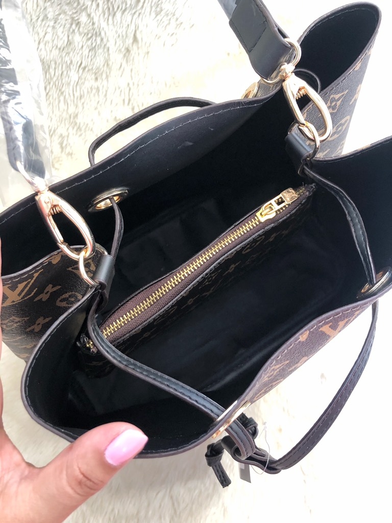louis vuitton glossy bolsa