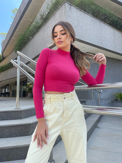CROPPED CANELADO MANGA LONGA ROSA CEREJA