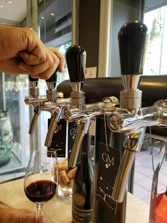 Banner de la categoría Vino en  barriles de acero inoxidable: 