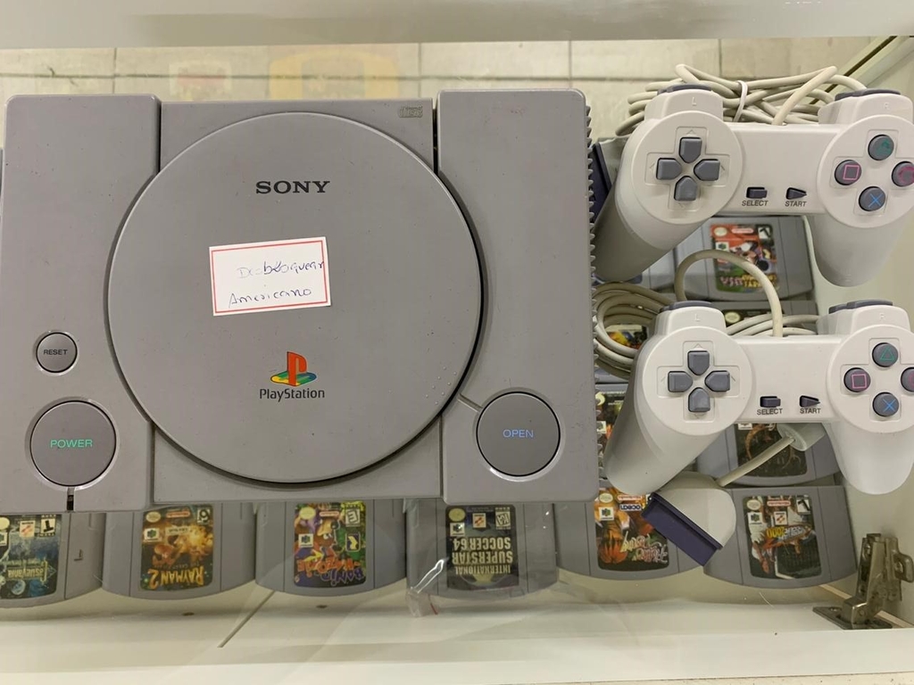 Playstation 1 - Araraquara, São Paulo