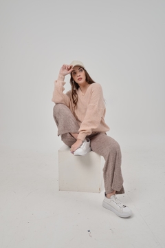 AFPA03 PANTALON LANILLA CON TAJO