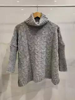 ANPL02 POLERA HILO FRISADO CON TRENCITAS