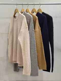 ADSW01 SWEATER MINI TRENZAS CON TAJO en internet