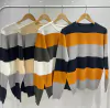 AESW02 SWEATER 3 RAYAS en internet