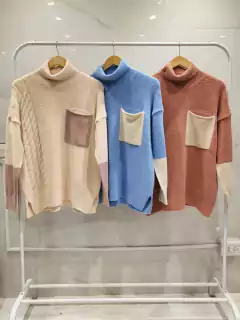 AMPPL01 POLERA CON BOLSILLO Y MANGAS COMBINADAS