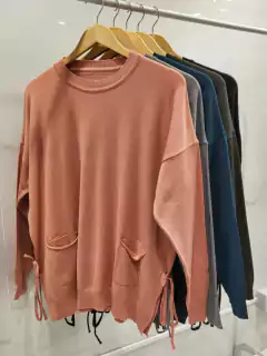 Imagen de AESW03 SWEATER CON BOLSILLOS Y NUDOS ANCHOS