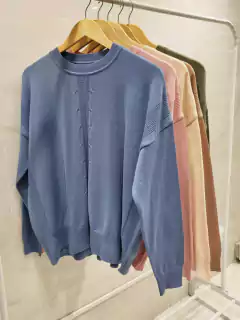 AMPSW05 SWEATER CON TAJO ADELANTE